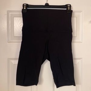Lululemon biker shorts 8”